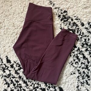 Women’s Lululemon Wunder Train Tight 25”